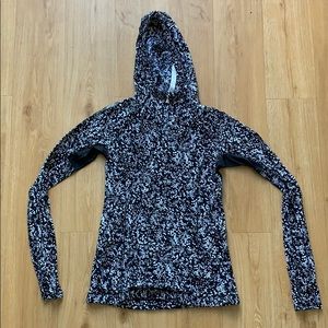 Lululemon Sun protection rash guard